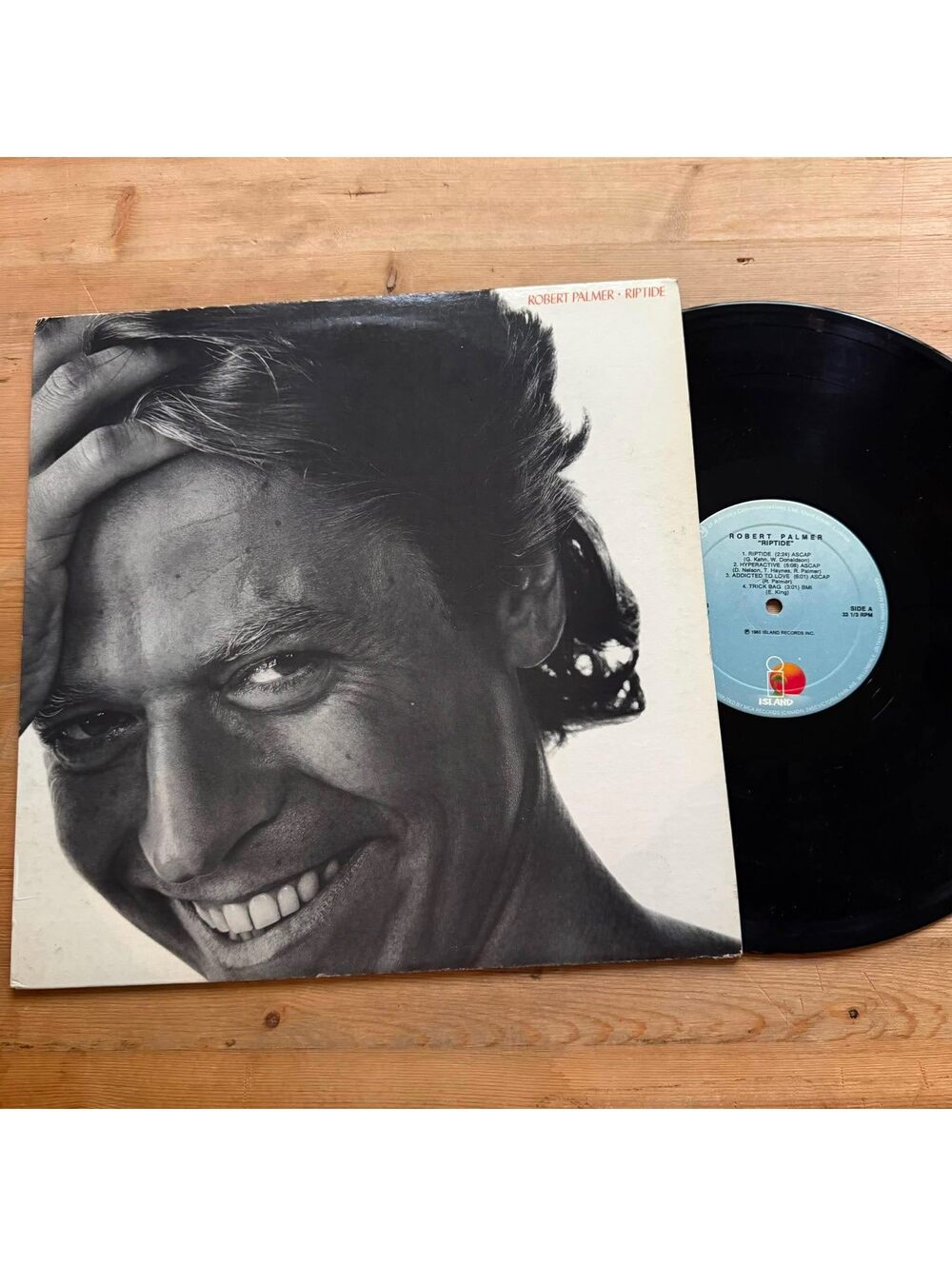 Robert Palmer - Riptide 33rpm VG+ VR25